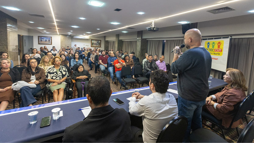 Abertura do 10º EEBAN/MS discute conjuntura política e os desafios da categoria bancária