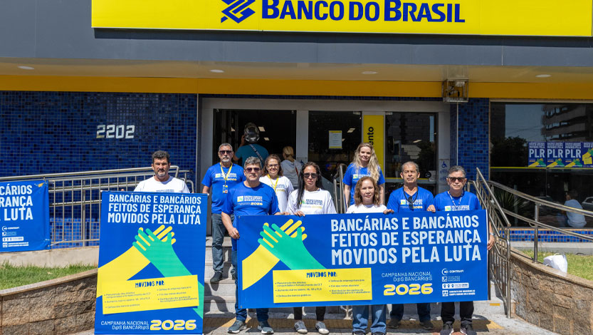 Campanha 2026: Sindicato realiza protesto em frente ao Banco do Brasil