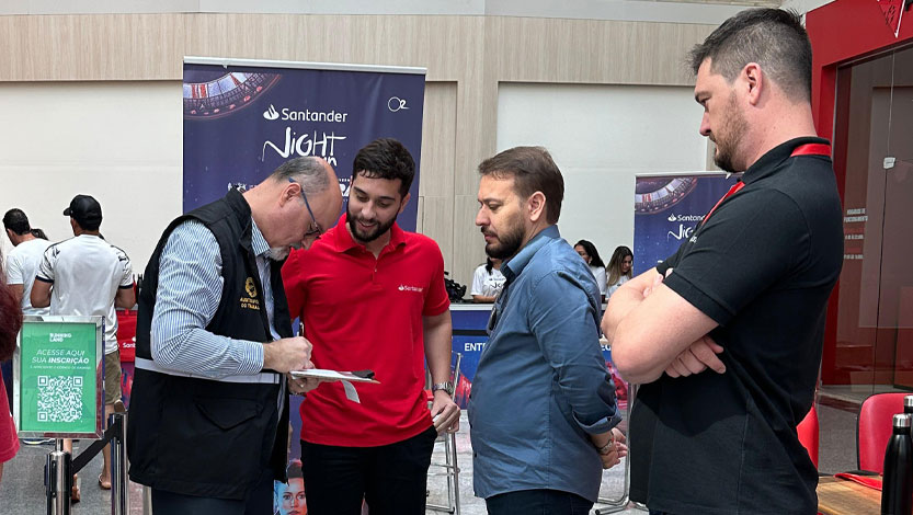 Após denúncia do Sindicato, MTE flagra trabalho irregular no sábado e vai notificar Santander